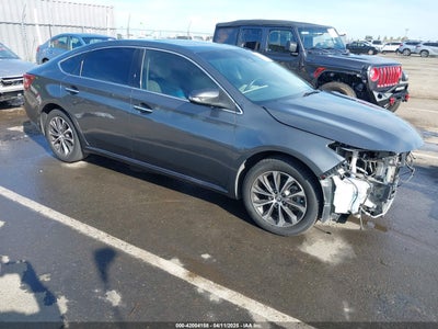 TOYOTA AVALON 2017