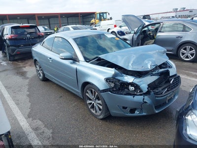 VOLVO C70 2012
