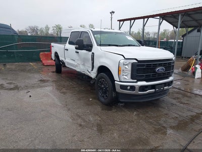 FORD F-250 2023