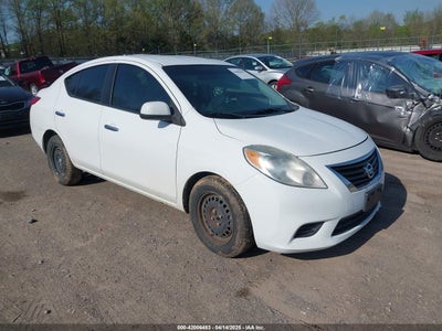 NISSAN VERSA 2012
