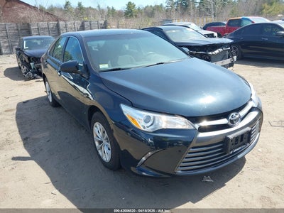 TOYOTA CAMRY 2016
