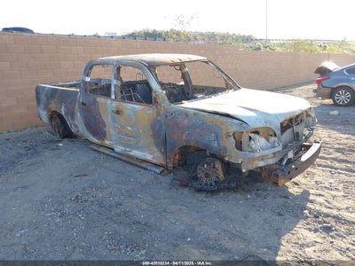 TOYOTA TUNDRA 2004