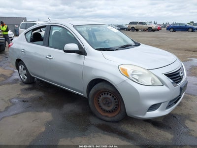 NISSAN VERSA 2013