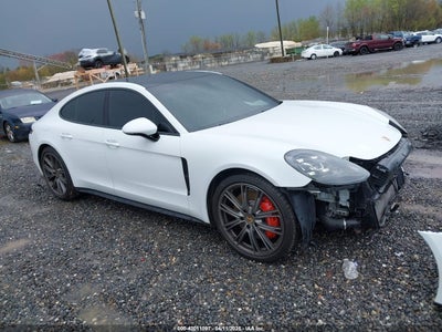 PORSCHE PANAMERA 2019