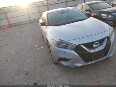 NISSAN MAXIMA 2016