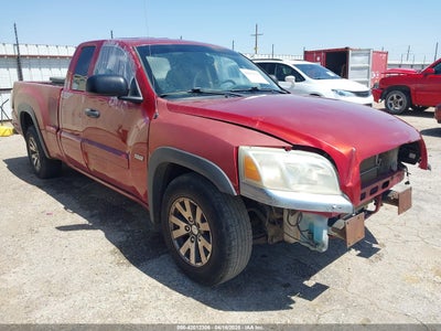 MITSUBISHI RAIDER 2006
