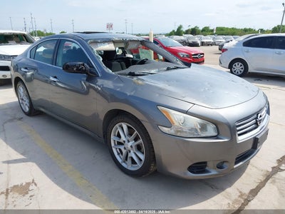 NISSAN MAXIMA 2014