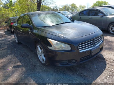 NISSAN MAXIMA 2011