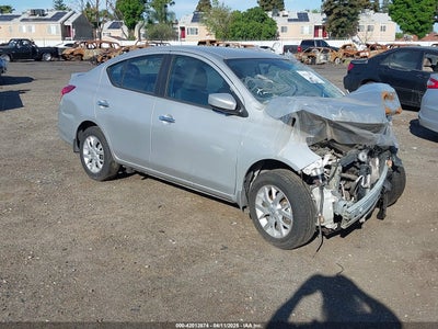 NISSAN VERSA 2017