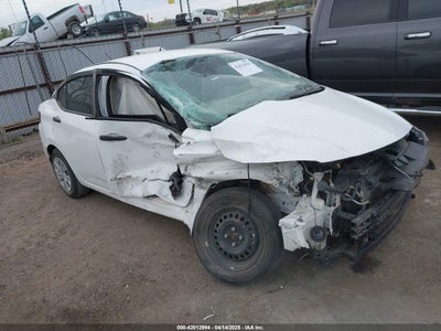 NISSAN VERSA 2021