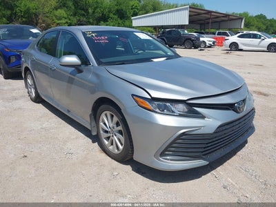 TOYOTA CAMRY 2023