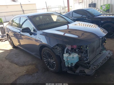 TOYOTA AVALON HYBRID 2019