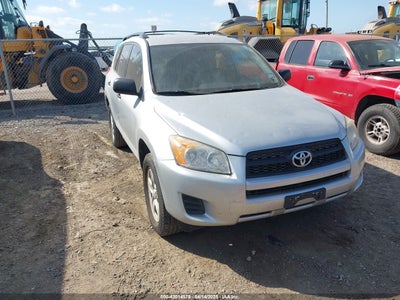 TOYOTA RAV4 2011