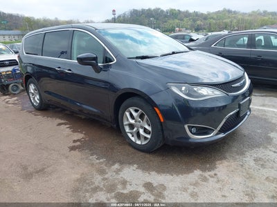 CHRYSLER PACIFICA 2019