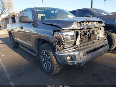 TOYOTA TUNDRA 2017