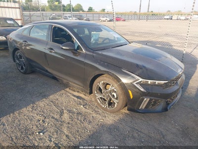 KIA K5 2025