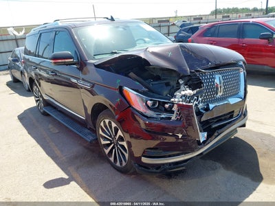 LINCOLN NAVIGATOR 2023