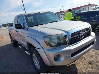 TOYOTA TACOMA 2011