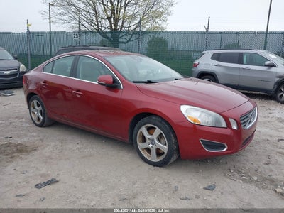 VOLVO S60 2012