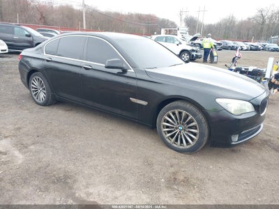 BMW 740I 2011