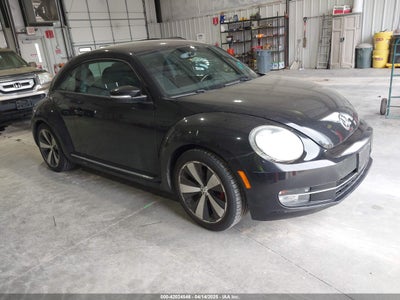 VOLKSWAGEN BEETLE 2012