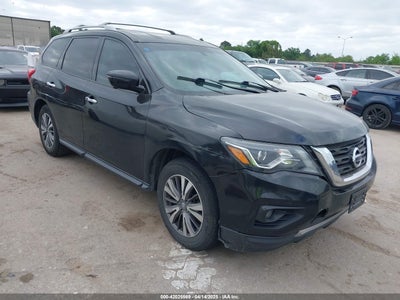 NISSAN PATHFINDER 2017