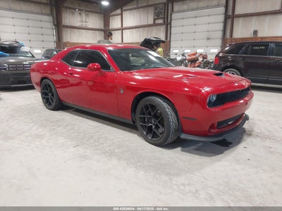 DODGE CHALLENGER 2016