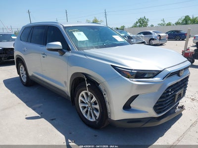 TOYOTA GRAND HIGHLANDER 2024