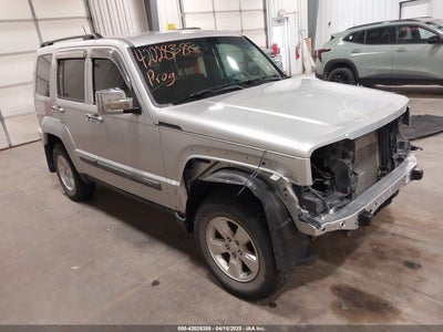 JEEP LIBERTY 2012