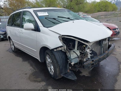 TOYOTA SIENNA 2005