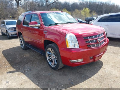 CADILLAC ESCALADE 2013
