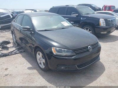 VOLKSWAGEN JETTA 2012