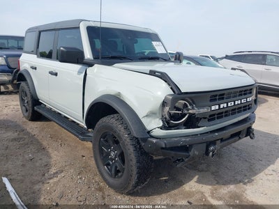 FORD BRONCO 2022