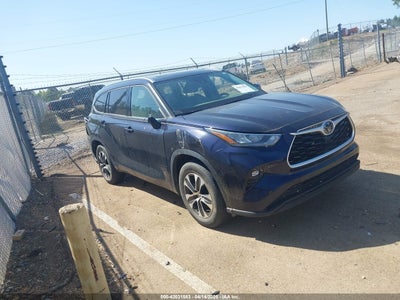 TOYOTA HIGHLANDER 2020