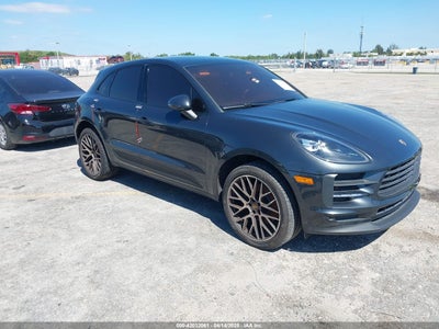 PORSCHE MACAN 2019