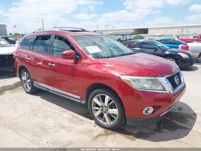 NISSAN PATHFINDER HYBRID 2014