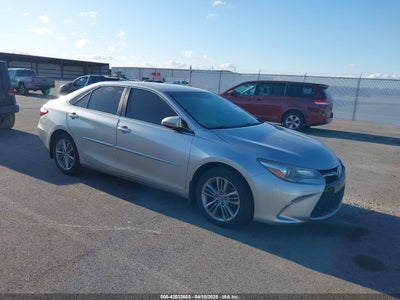 TOYOTA CAMRY 2015