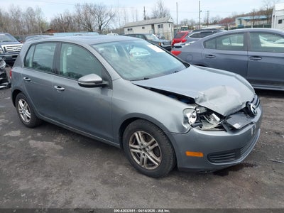 VOLKSWAGEN GOLF 2010