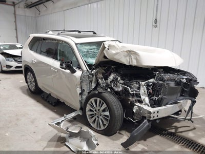 TOYOTA GRAND HIGHLANDER 2024