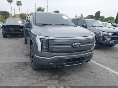 FORD F-150 LIGHTNING 2023