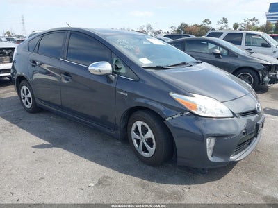 TOYOTA PRIUS 2015