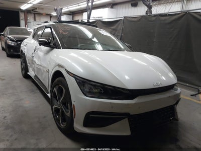 KIA EV6 2024