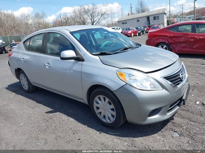 NISSAN VERSA 2013