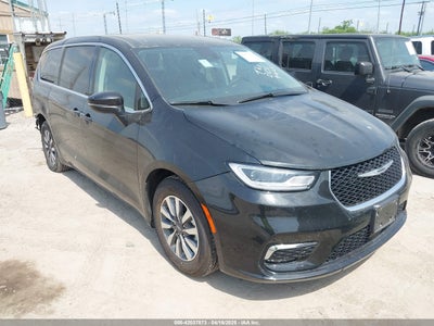 CHRYSLER PACIFICA HYBRID 2023