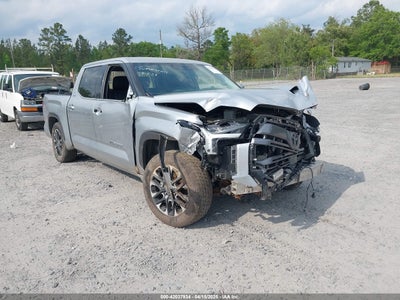 TOYOTA TUNDRA 2023