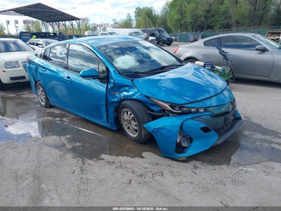 TOYOTA PRIUS PRIME 2017