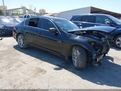 INFINITI G37 2010