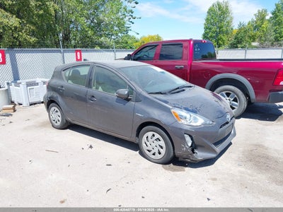 TOYOTA PRIUS C 2016