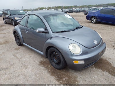 VOLKSWAGEN NEW BEETLE 2004