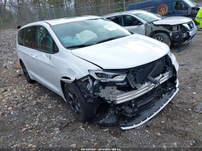 CHRYSLER PACIFICA HYBRID 2023
